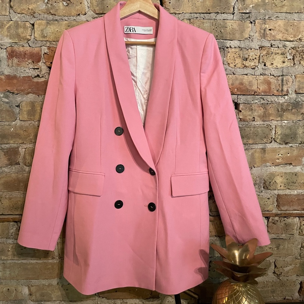 Pink Zara blazer. Never worn like new.